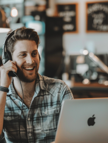 7 Reasons Why Startup Businesses Need Separate Phone Lines
